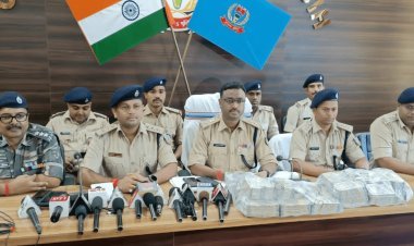 Jharkhand : गिरिडीह में पांच करोड़ रुपये लूट मामले का मास्टरमाइंड गुलाब साह समेत दो अरेस्ट, 77 लाख कैश बरामद