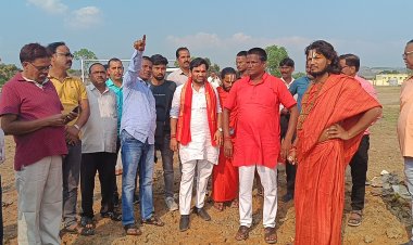 Dhanbad : चिटाही धाम में दो दिसंबर से धीरेंद्र शास्त्री का तीन दिवसीय कार्यक्रम, बागेश्वर धाम की टीम ने लिया जायजा