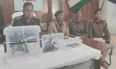 Jharkhand:चतरा में TPC एरिया कमांडर समेत दो उग्रवादी अरेस्ट, कई आर्म्स बरामद