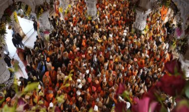 Ram Mandir Ayodhya : राम मंदिर में रामलला के दर्शन के लिए उमड़ी भारी भीड़