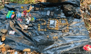 Jharkhand: पश्चिमी सिंहभूम में पुलिस और नक्सलियों के बीच एनकाउंटर, नक्सली एरिया कमांडर मारा गया