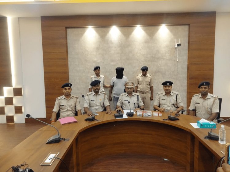 Jharkhand:नक्सली समरित गंझू आर्म्स के साथ अरेस्ट, रामगढ़ पुलिस ने ससुराल से दबोचा