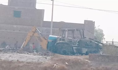 Jharkhand:पलामू में उग्रवादियों का उत्पात, सड़क निर्माण में लगी कंपनी केवाहनों को जलाया