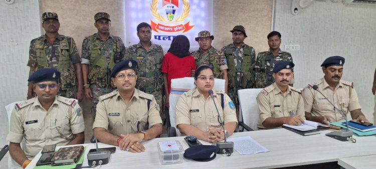 Jharkhand:पलामू पुलिस को मिली बड़ी सफलता, 10 लाख का इनामी भाकपा माओवादी जोनल कमांडर सीताराम रजवार अरेस्ट