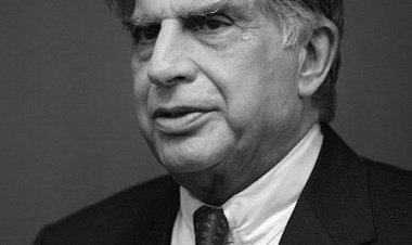 Ratan Tata Death: पद्म विभूषण रतन टाटा का 86 साल की उम्र में निधन