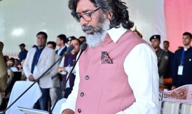 Jharkhand: हेमंत सोरेन ने चौथी बार ली झारखंड के मुख्यमंत्री पद की शपथ