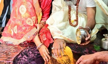 Jharkhand:CM हेमंत सोरेन ने वाइफ कल्पना संग बाबा बैद्यनाथ व बासुकिनाथ मंदिर में की पूजा