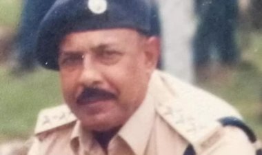 Bihar: बगहा में ट्रक चालकों से अवैध वसूली करने वाले DSP पर FIR