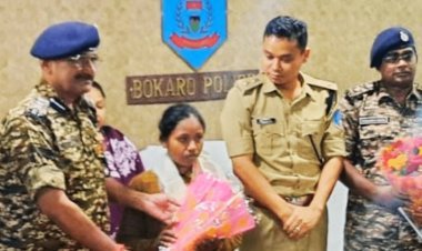 Jharkhand :  एक करोड़ के इनामी प्रयाग मांझी के एनकाउंटर के बाद फरार सुनीता मुर्मू ने बोकारो में किया सरेंडर