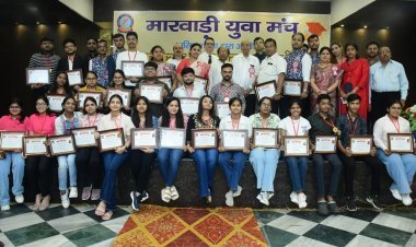 Dhanbad : मानसिक स्वास्थ्य को सामान्य बातचीत का हिस्सा बनाना होगा: डॉ. शुभम नर्नोली