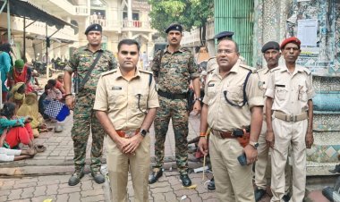 Dhanbad : बकरीद पर मस्जिदों में उमड़ी भीड़, जिले में सुरक्षा के पुख्ता इंतजाम, सिटी एसपी ने लिया जायजा