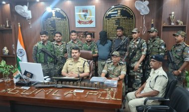 Jharkhand : गुमला पुलिस को मिली बड़ी सफलता, पांच लाख का इनामी उग्रवादी अरेस्ट,आर्म्स और कारतूस बरामद