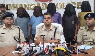 Dhanbad: बाइक चोर गैंग का खुलासा, चोरी की 21 बाइक बरामद, पांच क्रिमिनल अरेस्ट