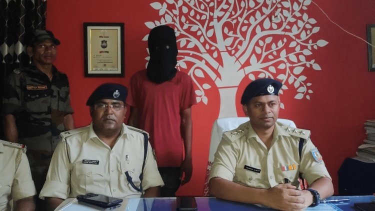 Dhanbad: सूर्या मर्डर केस के आरोपी को बैंक मोड़ पुलिस ने किया अरेस्ट