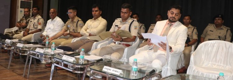 Dhanbad: BCCL को लीज होल्ड एरिया में ओवर बर्डन डंप करने तथा कोल माइनिंग अवैध मुहाने शीघ्र बंद करने का निर्देश