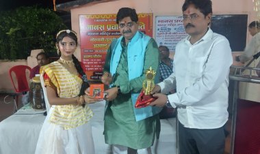 Dhanbad: मानस मंदिर में श्रद्धापूर्वक मनाई गई गोस्वामी तुलसीदास की जयंती