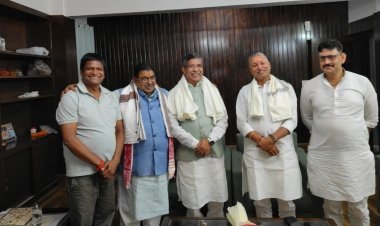 नई दिल्ली में ढुलू महतो के घर पर सियासी हलचल! दो सांसद और एक पूर्व सांसद का हुआ जुटान