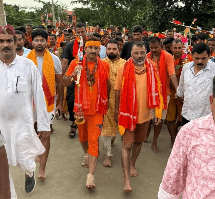 Jharkhand : देवघर बाबा मंदिर के गर्भगृह में जबरन प्रवेश का आरोप, BJP एमपी  निशिकांत दुबे और मनोज तिवारी पर FIR