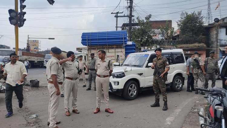 Dhanbad : एसएसपी ने चौक-चौराहों का किया निरीक्षण, जाम मुक्त शहर के लिए दिए सख्त निर्देश