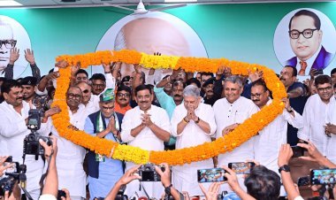 Bihar Election 2025: ‘पुराना दोस्त लौटा’, नीतीश का ‘भूमिहार मास्टरस्ट्रोक’ — तेजस्वी के दांव का जवाब बने अरुण कुमार!