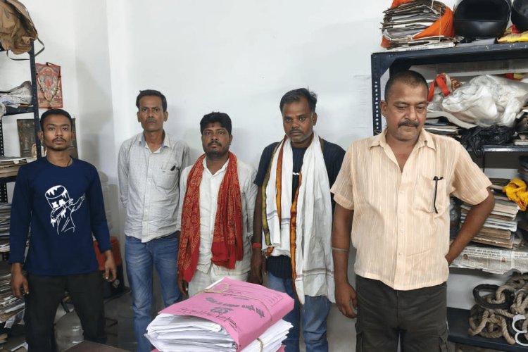 धनबाद में पुलिस का रात्रि अभियान: 117 हिरासत में