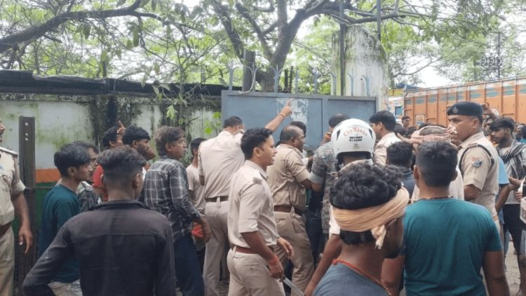 धनबाद FCI गोदाम बना रणक्षेत्र: ट्रांसपोर्टर-मजदूर भिड़े, सात राउंड फायरिंग से दहशत; एक मजदूर गोली से घायल