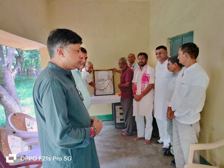 धनबाद: बिहार के प्रथम मुख्यमंत्री श्रीकृष्ण सिंह की जयंती मनी, भावभीनी श्रद्धांजलि दी गयी