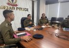 धनबाद में लॉ एंड ऑडआर्र को ले  हाई-लेवल मीटिंग, IG ने क्राइम कंट्रोल में पुलिस की सक्रियता को सराहा