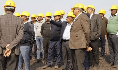BCCL News: कुसुंडा एना कोलियरी का सीएमडी मनोज अग्रवाल ने किया निरीक्षण, उत्पादन बढ़ाने और सुरक्षा पर दिया जोर