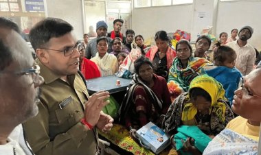 धनबाद: SNMMCH से चोरी नवजात 24 घंटे में सकुशल बरामद, SSP प्रभात कुमार की सख्ती से चार आरोपी गिरफ्तार