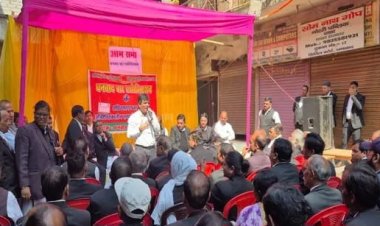 धनबाद बार एसोसिएशन की 10 दिन बाद हड़ताल स्थगित, सोमवार से अधिवक्ता लौटेंगे कोर्ट