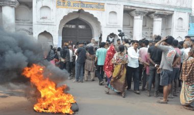 धनबाद: झरिया में दर्दनाक हादसा: अवैध कोयला ट्रक ने 11 साल की मुस्कान को कुचला, गुस्से में सड़कों पर उतरे लोग