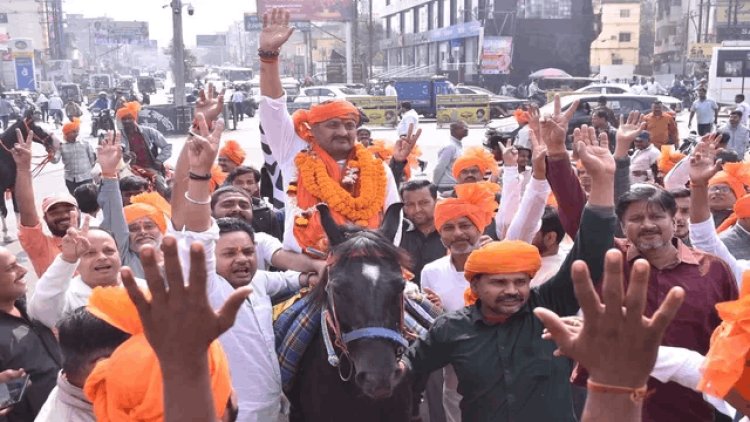 Dhanbad Nagar Nigam Chunav 2026: महापौर पद के लिए , चार प्रत्याशियों ने ठोका दावा, नामांकन की प्रक्रिया तेज