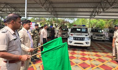 धनबाद पुलिस की ताकत बढ़ी: 40 नए बोलेरो और 45 अपाचे बाइक शामिल, DC-SSP ने दिखाई हरी झंडी