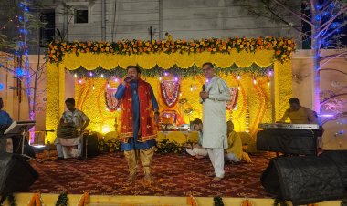 धनबाद: कुसुम बिहार में परशुराम सिंह के आवास पर भक्ति की गूंज: माता रानी की भव्य चौकी में झांकियों और भजनों ने बांधा समां