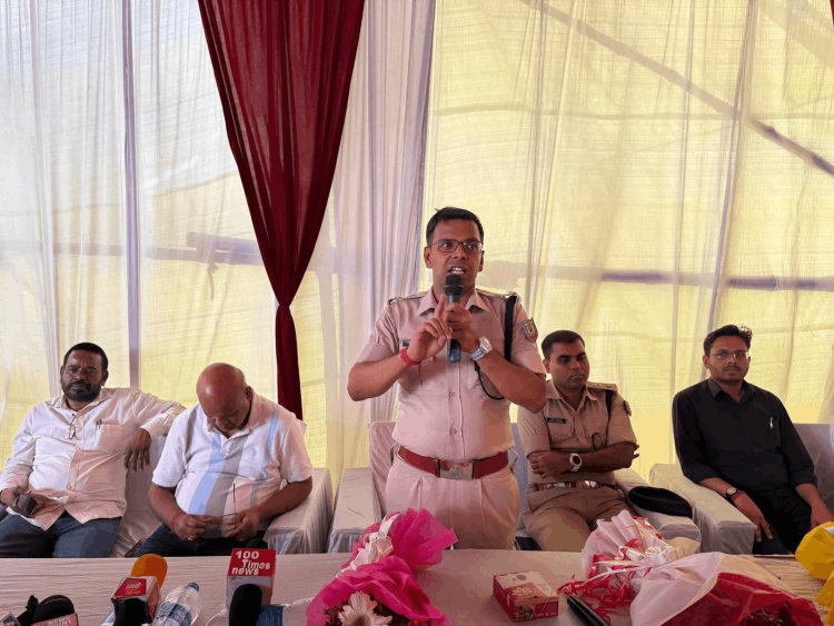 धनबाद: रामनवमी विवाद पर शांति समित की बैठक, SSP प्रभात कुमार का सख्त संदेश— “न निर्दोष फंसेगा, न दोषी बचेगा”