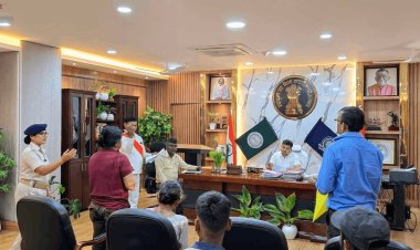 धनबाद: 20 लाख लेने के बाद भी नहीं दी जमीन, जनता दरबार में बिल्डर पर फूटा पीड़ित का गुस्सा