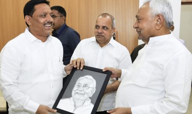 धनबाद JDU अध्यक्ष पिंटू सिंह ने CM नीतीश से की मुलाकात, 21 साल की बेदाग छवि को बताया ऐतिहासिक उपलब्धि