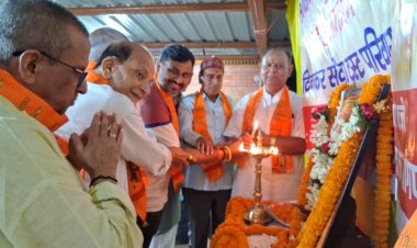 धनबाद: जगजीवनगर में गूंजा भक्ति का स्वर: परशुराम जयंती पर भव्य आयोजन, भजन-कीर्तन से झूमे श्रद्धालु