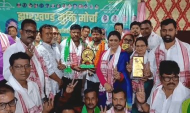 धनबाद: “24 घंटे जनता के लिए रहूंगा उपलब्ध” — डिप्टी मेयर अरुण चौहान का बड़ा ऐलान, झामुमो मंच से दिखाया दम