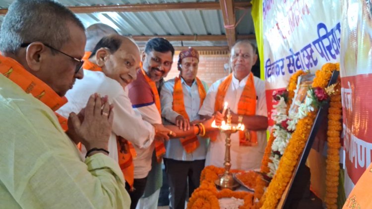 धनबाद: जगजीवन नगर में गूंजा भक्ति का स्वर: परशुराम जयंती पर भव्य आयोजन, भजन-कीर्तन से झूमे श्रद्धालु