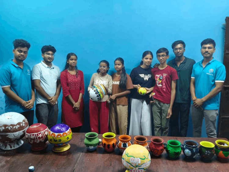 सिंदरी: ‘रेनबो 2026’ में रंगों से खिले सपने, नन्हे कलाकारों ने पॉट पेंटिंग और पेंटिंग प्रतियोगिता में बिखेरी प्रतिभा