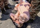 पश्चिम बंगाल: अभिषेक के बाद अब TMC सांसद कल्याण बनर्जी पर हमला! सिर फूटा, सड़क पर लेटे दिखे सांसद