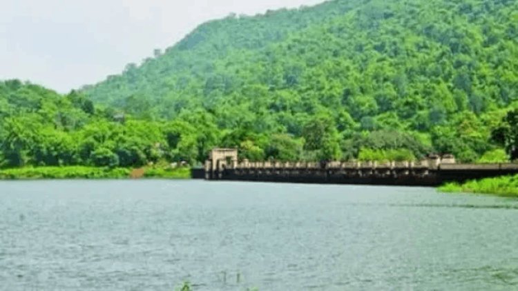 धनबाद: तोपचांची झील बनी मौत का कुंड! दोस्त को बचाने कूदा युवक, दोनों की दर्दनाक मौत