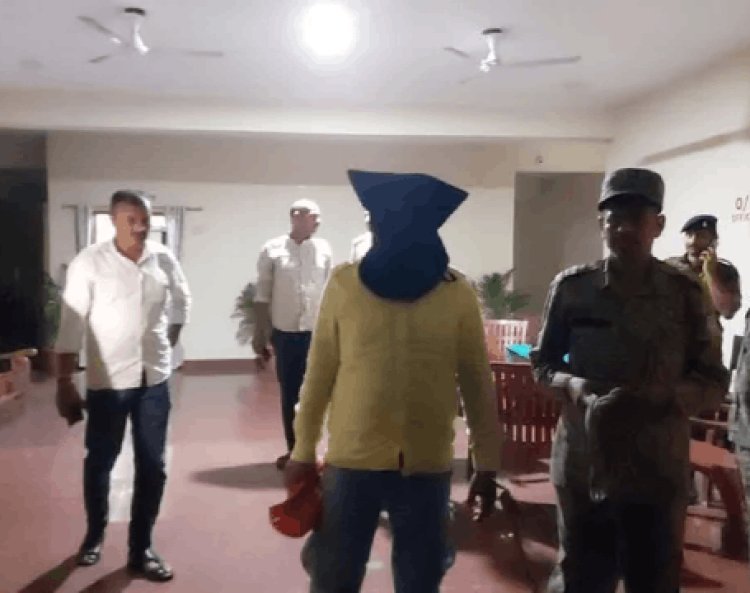 धनबाद में प्रिंस खान गैंग पर पुलिस का बड़ा वार, हथियार सप्लायर सोनू दर्जी गिरफ्तार
