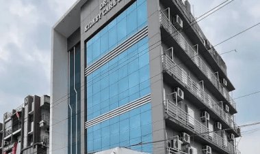 धनबाद में फर्जी लाइसेंस का खेल! अल्ट्रासाउंड मशीन खरीदने के आरोप में डॉक्टर मिहिर कुमार पर FIR