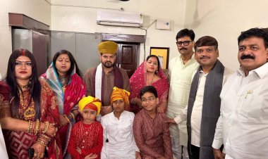 धनबाद से बलिया तक दिखी सिंह मेंशन की हनक! संजीव सिंह के बेटे के मुंडन संस्कार में जुटे यूपी-बिहार-झारखंड के दिग्गज