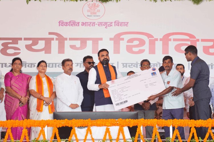 बिहार:“पिता, पुत्र और पत्नी के लिए अलग सरकारी आवास नहीं चलेगा…” CM सम्राट चौधरी का लालू परिवार पर बड़ा हमला