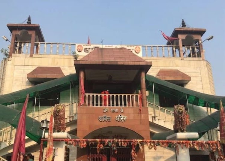 डिजिटल हुई आस्था: धनबाद के मंदिरों में एक क्लिक पर मां भगवती को लग रहा भोग