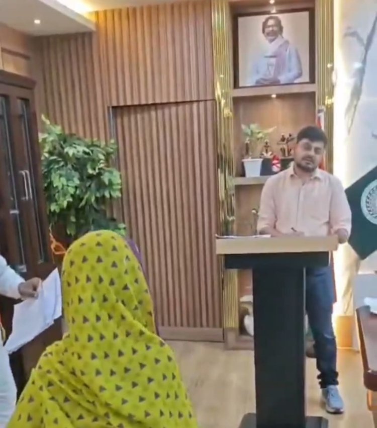 जनता की भाषा में संवाद, दिलों में बनाई जगह: धनबाद DC आदित्य रंजन की संवेदनशीलता ने जीता लोगों का भरोसा